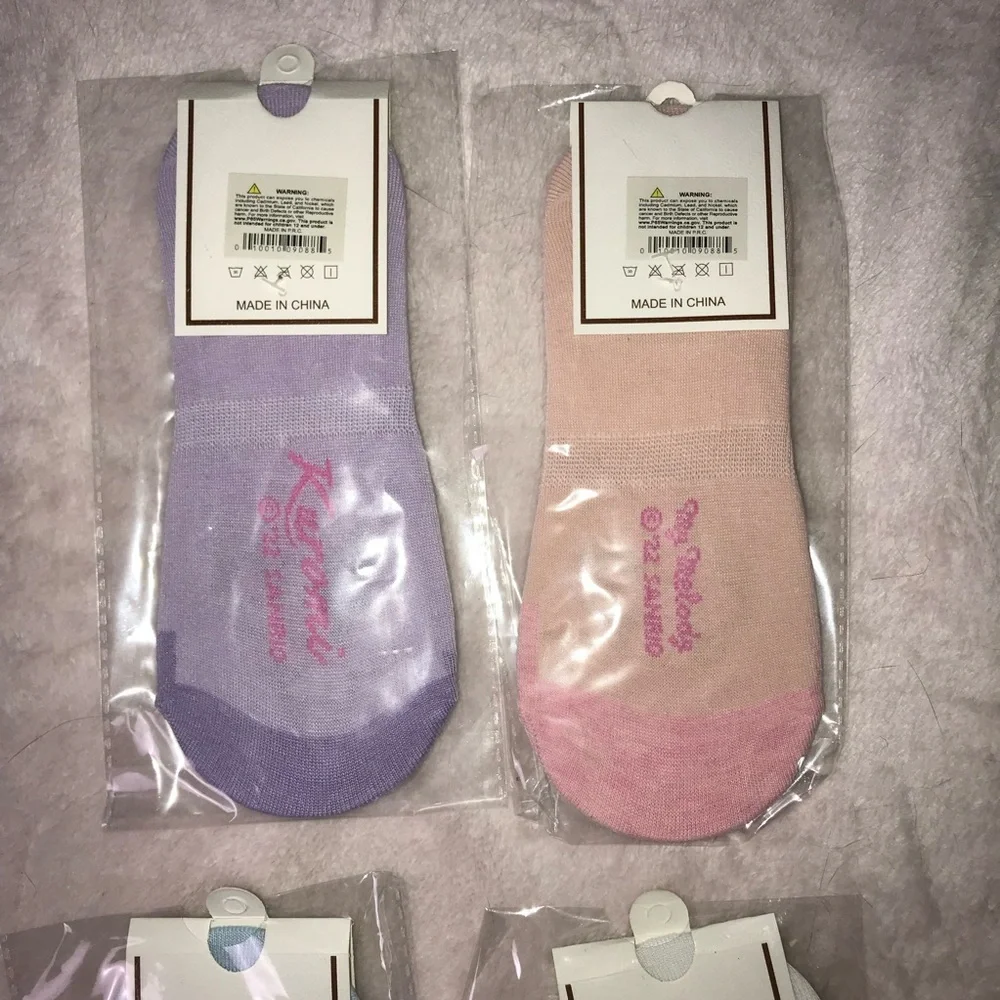 Sanrio characters Socks 4 Pairs Sz 5-6 Multicolor Lightweight No Show Socks New